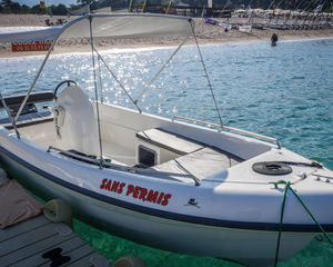 Karel V160