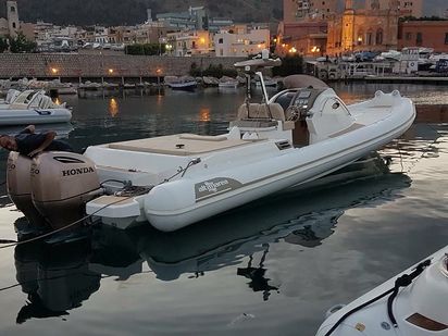 Bateau semi-rigide Altamarea 35 · 2015 · Alta Marea Wave 35 (0)