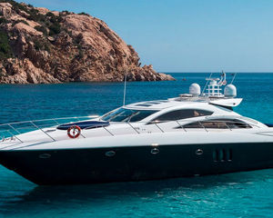 Sunseeker Predator 62