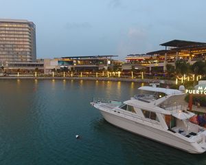 Sea Ray Sundancer 55