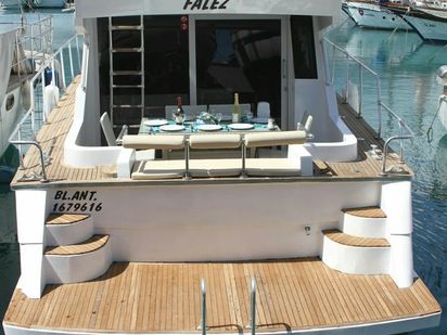 Motorboot Custom Built · 2000 (Umbau 2021) · Falez (1)