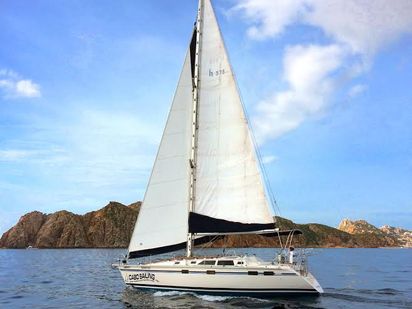 Sailboat Hunter Legend · 1991 (0)