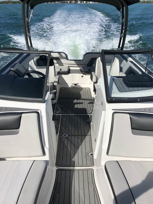 Speedboat Yamaha AR 240 2000 in Miami Beach, United States for rent