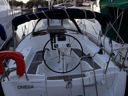 Velero Jeanneau Sun Odyssey 33I · 2013 · Omega (2)