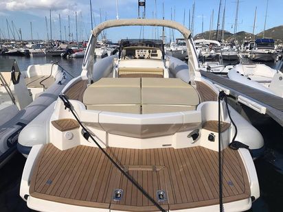 Bateau semi-rigide Marlin 38 · 2017 · Marlin 38 (1)