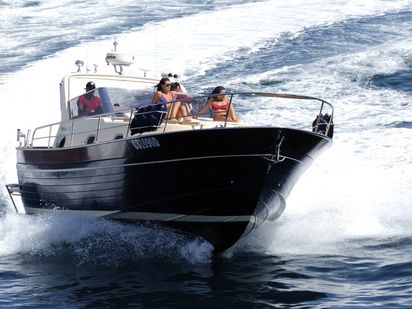 Motorboot Nautica Esposito Futura Positano Cabin 38 · 2007 · Il Milionario (1)
