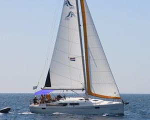 Hanse 385