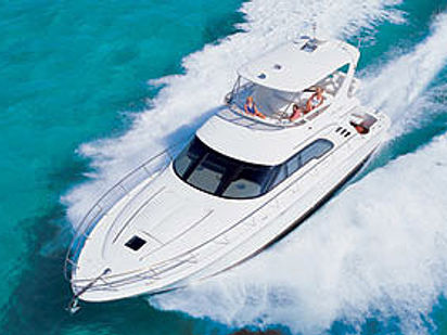 Motorboot Sea Ray 560 Sedan Bridge · 2010 · MARTINI (1)