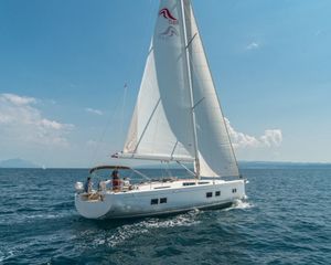 Hanse 548