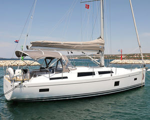 Hanse 388