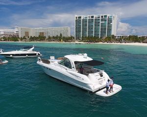 Sea Ray 525