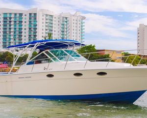 Tiara 34