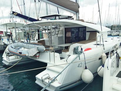 Catamaran Lagoon 42 · 2017 · Iris II  (a/c -inverter - solar) Sat (0)