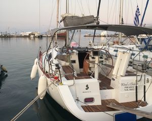 Beneteau Oceanis 37