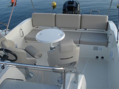 Hors-bord Quicksilver 675 · 2020 · Quicksilver 675 Sundeck (1)