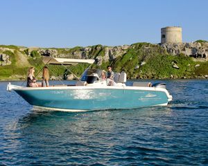 Invictus 240 FX