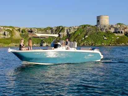 Hors-bord Invictus 240 FX · 2017 (0)