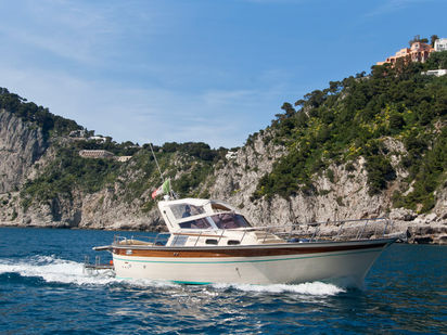 Motorboot Fratelli Aprea Sorrento 32 HT · 2012 (refit 2019) · Fili (1)