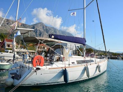 Velero Beneteau Oceanis 37 · 2008 (reacondicionamiento 2018) · Mary (1)