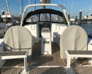 Beneteau Oceanis 38