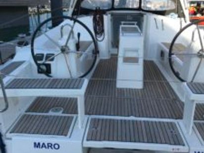 Velero Beneteau Oceanis 38 · 2017 · Maro (1)