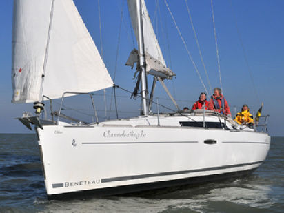 Velero Beneteau Oceanis 34 · 2011 · Chica (0)