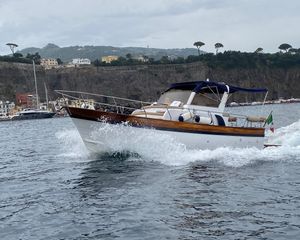 Fratelli Aprea Sorrento 7.50 Semi-Cabin