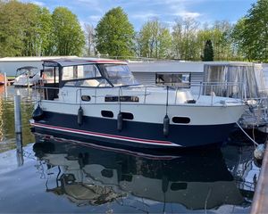 Delphia Escape 800