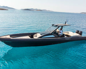 Technohull Explorer 40