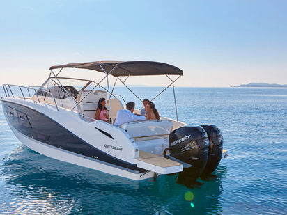 Hors-bord Quicksilver 875 Sundeck · 2022 (0)