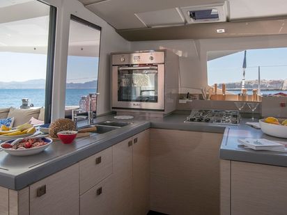 Catamaran Fountaine Pajot Astrea 42 · 2022 · PRES-A42-22-CR (1)