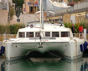 Lagoon 440