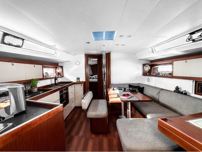 Sailboat Oceanis 45 · 2016 · DIANA (1)