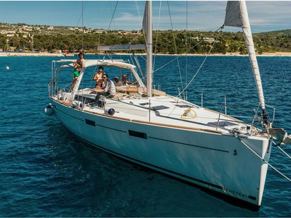 Sailboat Oceanis 45 · 2016 · DIANA (0)
