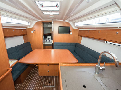 Segelboot Bavaria Cruiser 37 · 2016 · Rea (1)