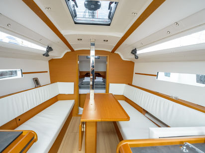 Sailboat Jeanneau Sun Odyssey 349 · 2017 · Popeye (1)