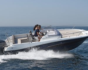 Jeanneau Cap Camarat 7.5 WA
