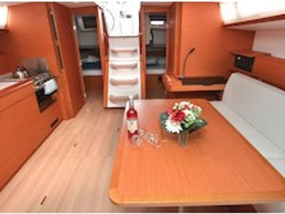 Segelboot Jeanneau Sun Odyssey 479 · 2017 · Black Kiss (4)