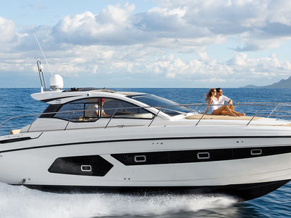 Barco a motor Azimut 43 · 2018 (0)