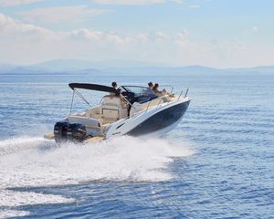Quicksilver 875 Sundeck