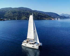 Fountaine Pajot Lucia 40