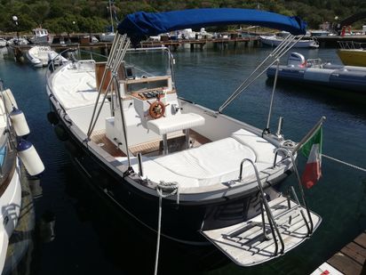 Motorboat Altair 7.5 · 2000 (refit 2022) · Baby Shark (1)