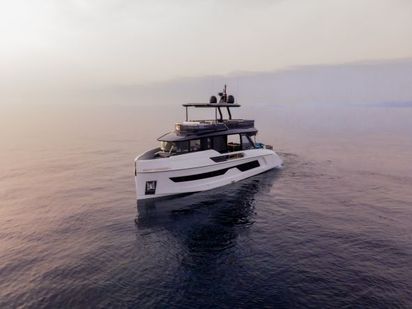 Motorboat Explorer 62 · 2021 · Blue Moon (1)