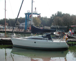 Beneteau First 285
