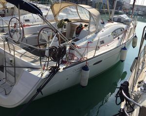 Beneteau Oceanis 43
