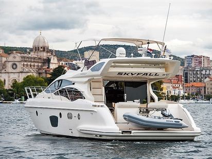 Motorboot Azimut 47 · 2009 · Skyfall MY (3)