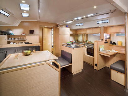 Sailboat Bavaria Cruiser 55 · 2011 · Vivace (1)
