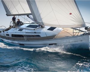 Bavaria Cruiser 37