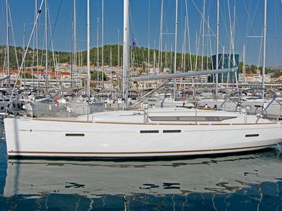 Velero Jeanneau Sun Odyssey 419 · 2018 · Dorado (2)