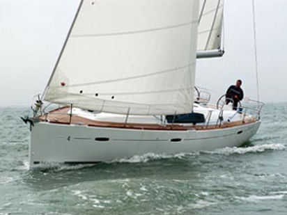 Sailboat Beneteau Oceanis 43 · 2011 · Alcor (0)